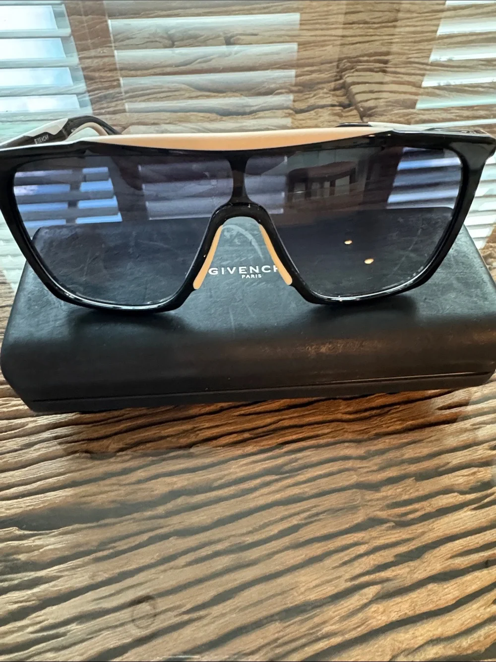 Givenchy black/white sunglasses